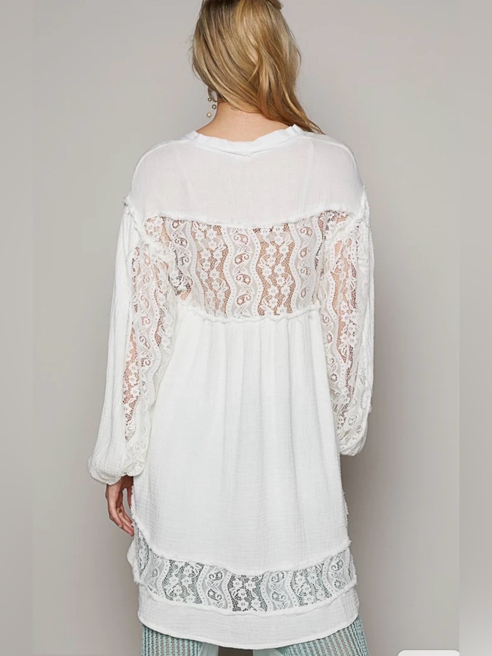 POL Walk In The Clouds White Lace Panel Boho Blouse - Picture 4 of 10